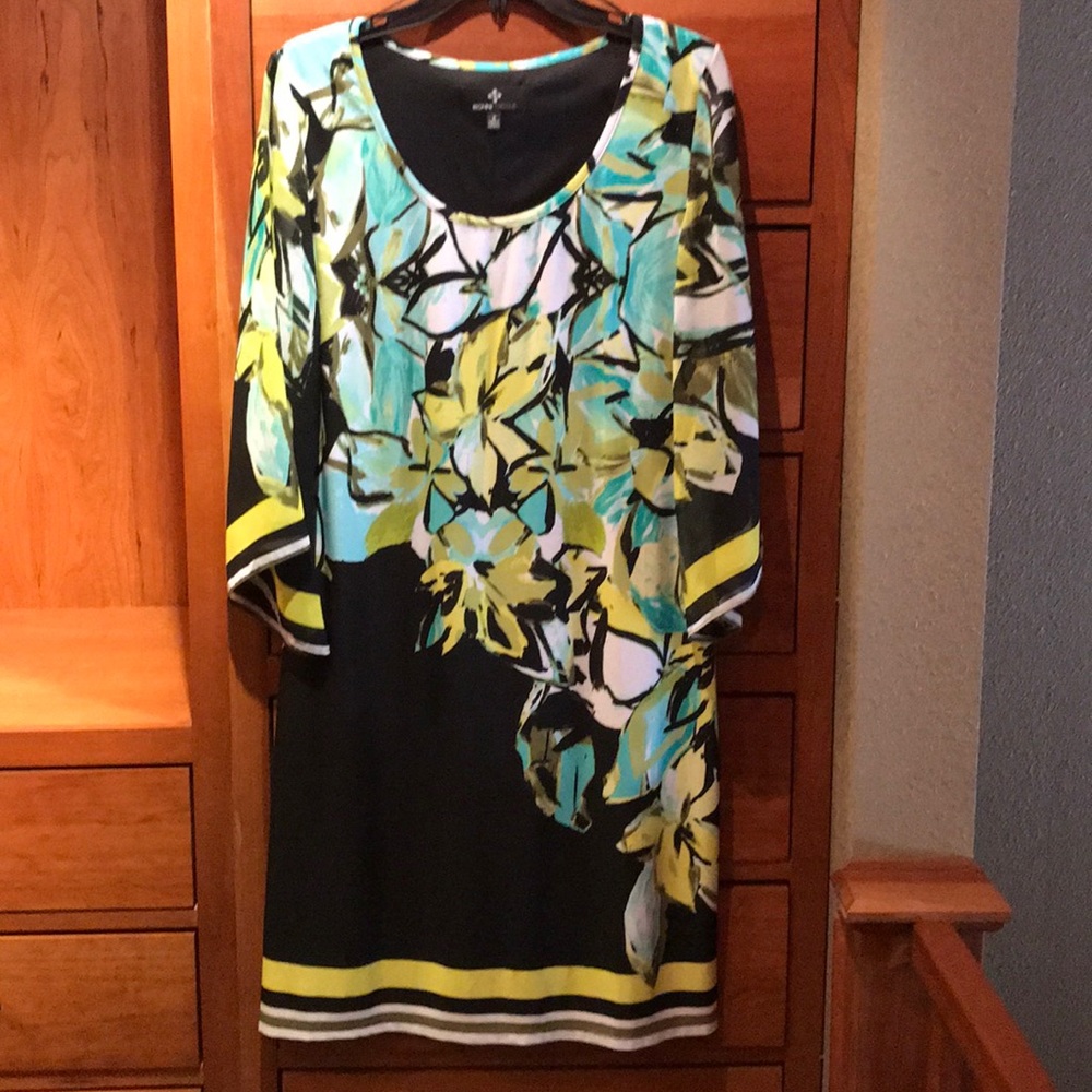 Ronni Nicole summer dress